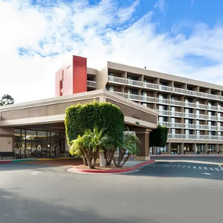 Holiday Inn OXNARD - VENTURA by IHG