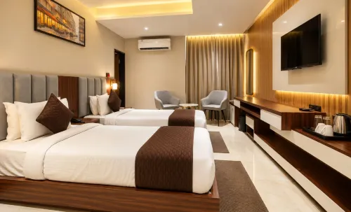 Dibakar Palace - 2-Star