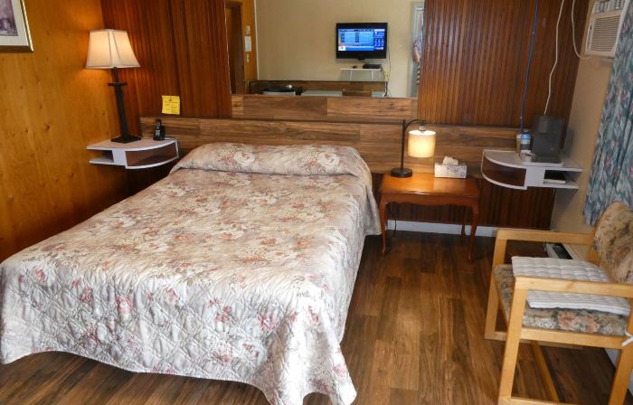 Airport Inn