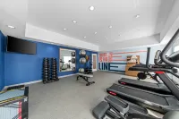 Hampton Inn & Suites Palestine - Parkplatz