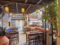 Tarihi Rum Konağı Antikhan - parkir