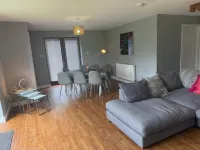 Cottage Sleeps 8 - Garden, Bbq, Pet-friendly - 2 étoiles