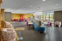Home2 Suites by Hilton Champaign / Urbana - parking