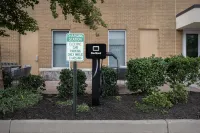 Hyatt Place Charlottesville - parking