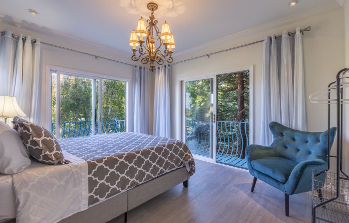 @ Marbella Lane - KnollTop Property | HotTub