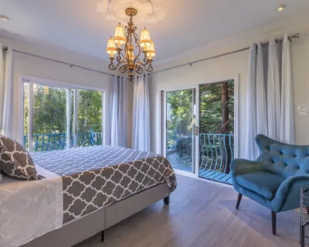 @ Marbella Lane - KnollTop Property | HotTub 帕西菲卡酒店