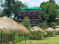 สายชลวิว ริเวอร์แคว รีสอร์ท โรงแรมในอำเภอ ด่านมะขามเตี้ย
