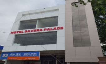 Hotel Savera Palace