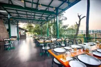 The Herb Farm Hotels in Malunje