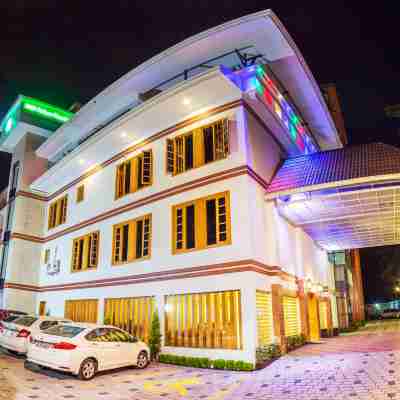Hill Palace Hotel & Spa Hotel Exterior