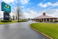 Quality Inn - parking