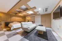 Suwon (Ingye-Dong) Orsay Hotel