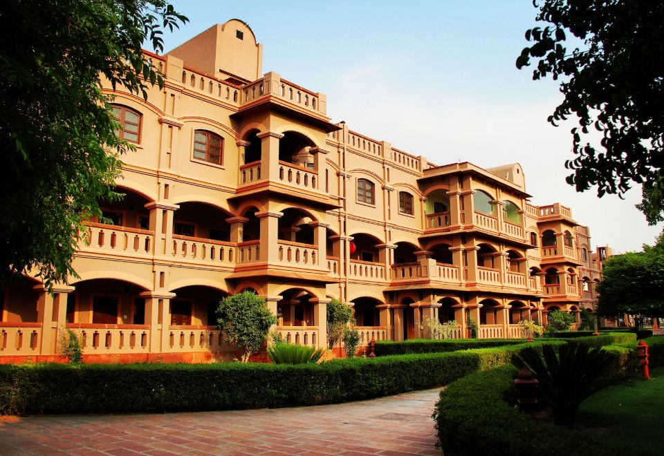 hotel overview picture