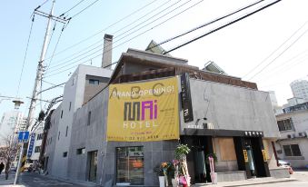 Hansung University Station May