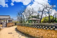 Damyang Friend and Doldamgil Pension Hotel dekat Pyeongjangsa