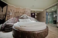 Royal Castle Design & Spa Hotel