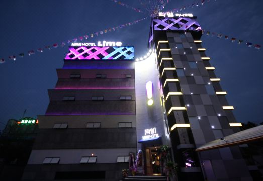 주변 관광지 접근성