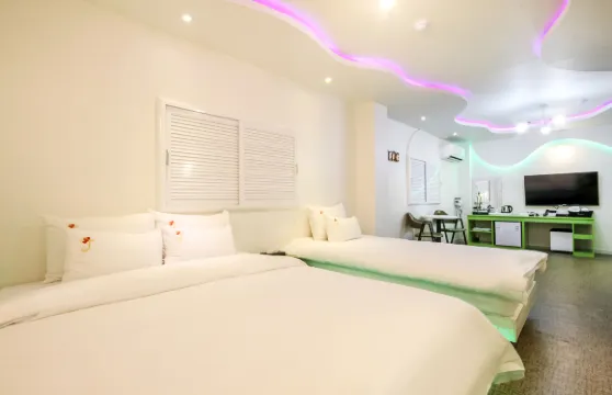 靖邑J自助入住汽車旅館