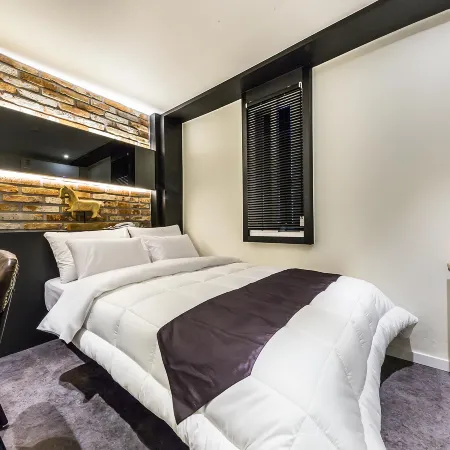 Shinchon Hotel Ludi Отели рядом с достопримечательностью «Храм Кванхындан»