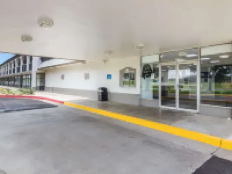 Motel 6 Groves, TX Hotels in Groves