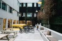 Clinknoord Hostel