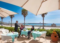 Hotel Terminal - Caroli Hotels - Desayuno