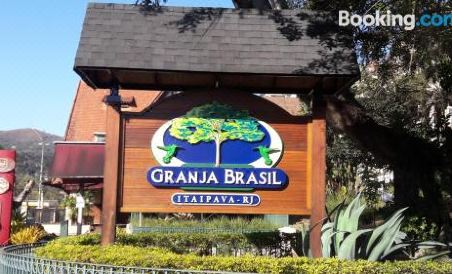 Flat 314 Granja Brasil Itaipava - Housity