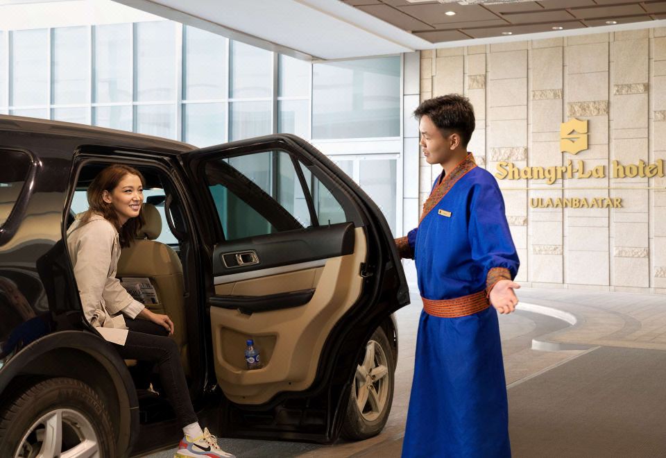 Pullman Saigon Centre Hotel Over view