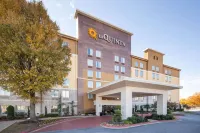 La Quinta Inn & Suites by Wyndham Atlanta Airport North