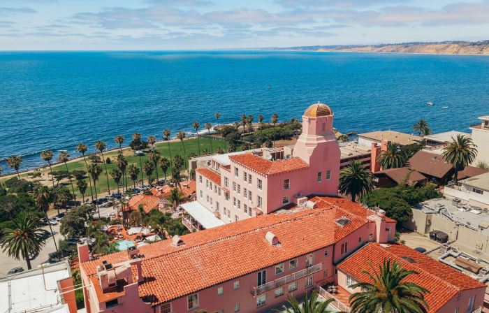 La Valencia Hotel