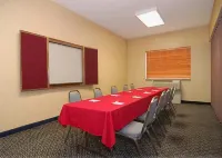 Lake Norman Inn and Suites