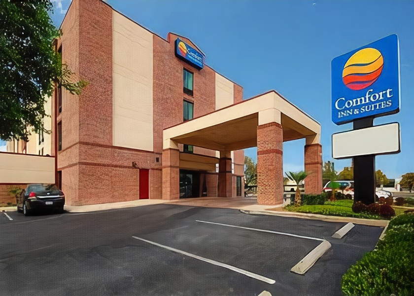 Comfort Inn & Suites San Antonio Airport