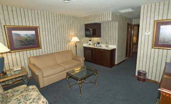 Quality Inn & Suites Cincinnati I-275