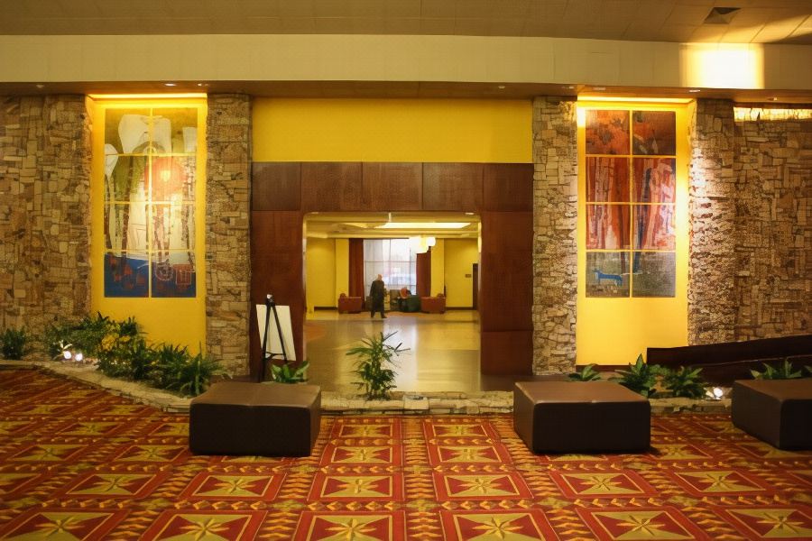 Crowne Plaza Denver Over view