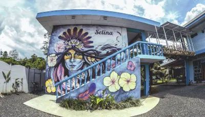 Socialtel la Fortuna - Formerly Selina la Fortuna