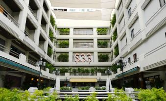 S33 Compact Sukhumvit Hotel