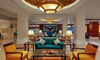 3. 라마다 플라자 ..