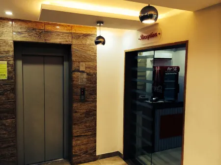 RD Towers Отели в г. Паллаварам