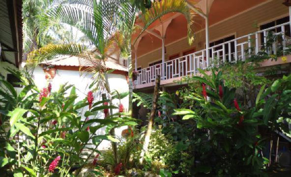 Hotel Boutique Posada Las Iguanas - Housity