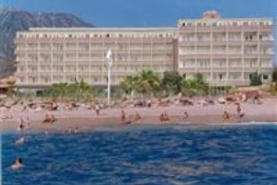 Royal Ideal Beach Hotel