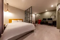 Wando Zeus Hotels in Wando