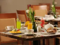 Fraser Suites Seef Bahrain - breakfast