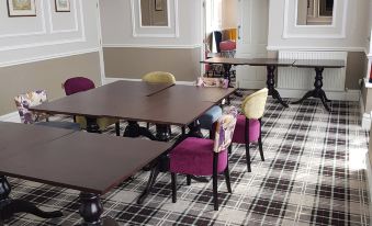 Stonecross Manor Hotel