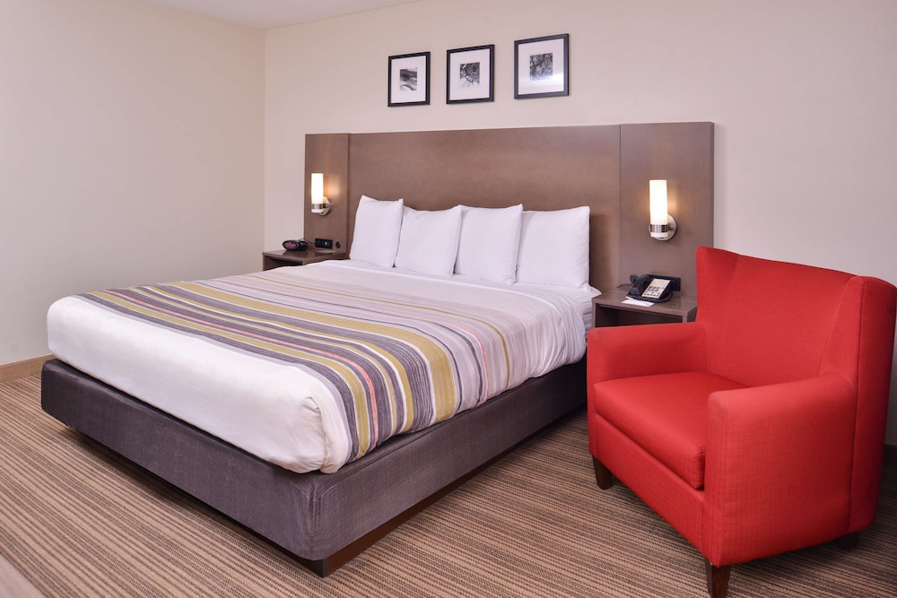 Country Inn & Suites by Radisson, Omaha Airport, IA