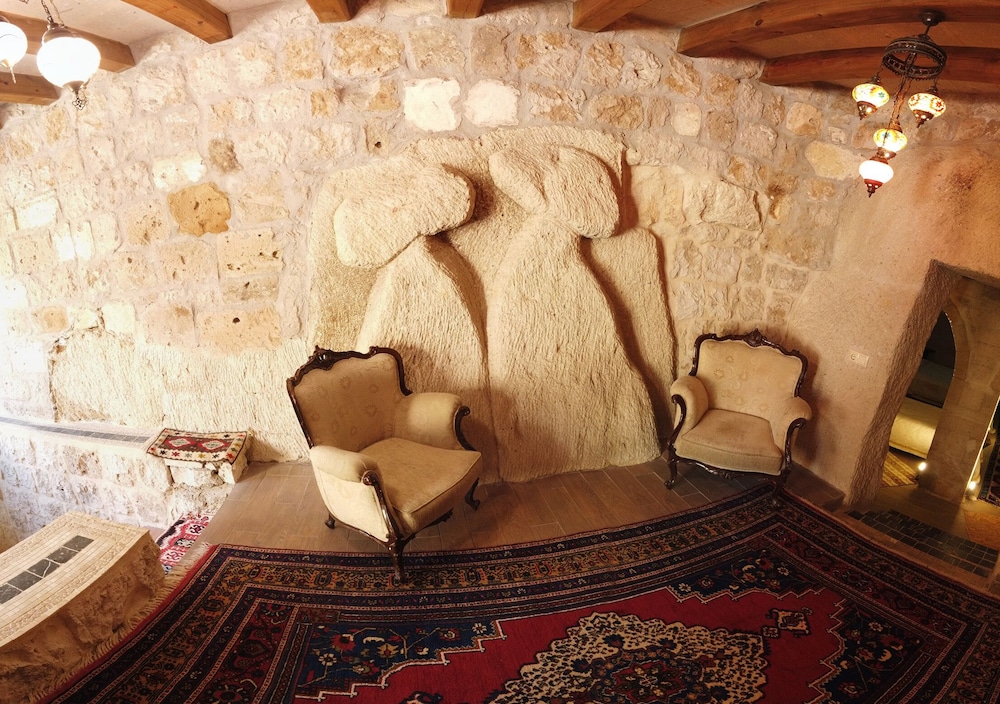 Angel Cave Suite