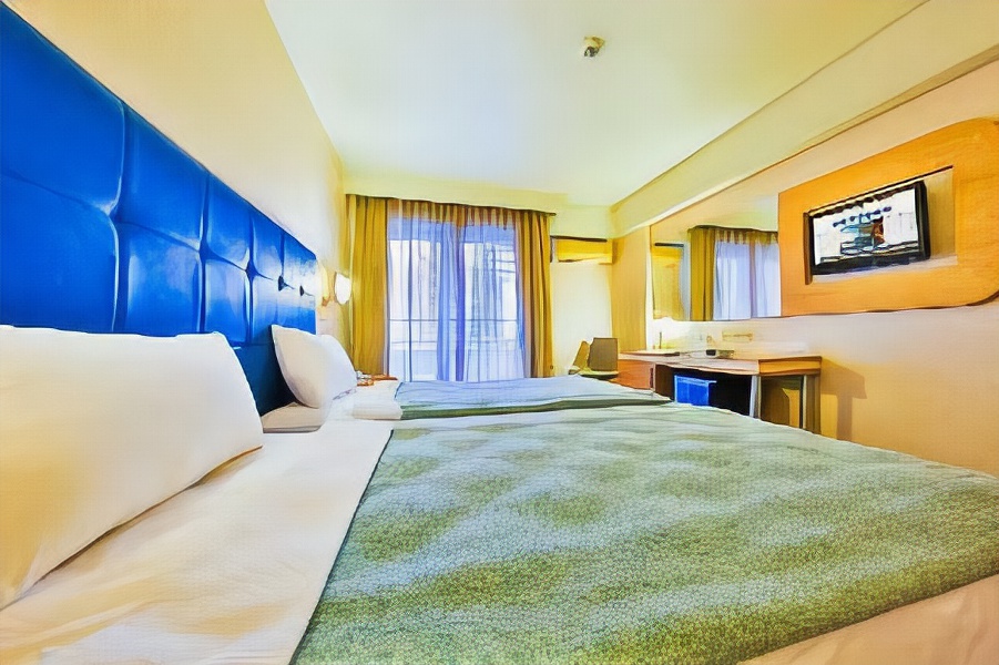 Marina Hotel & Suites Kusadasi