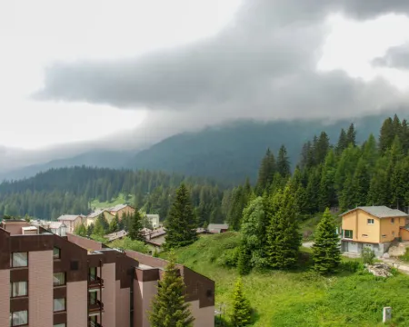 Panorama View 905 Hotels in Mesocco