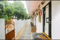 Hotel R Residency