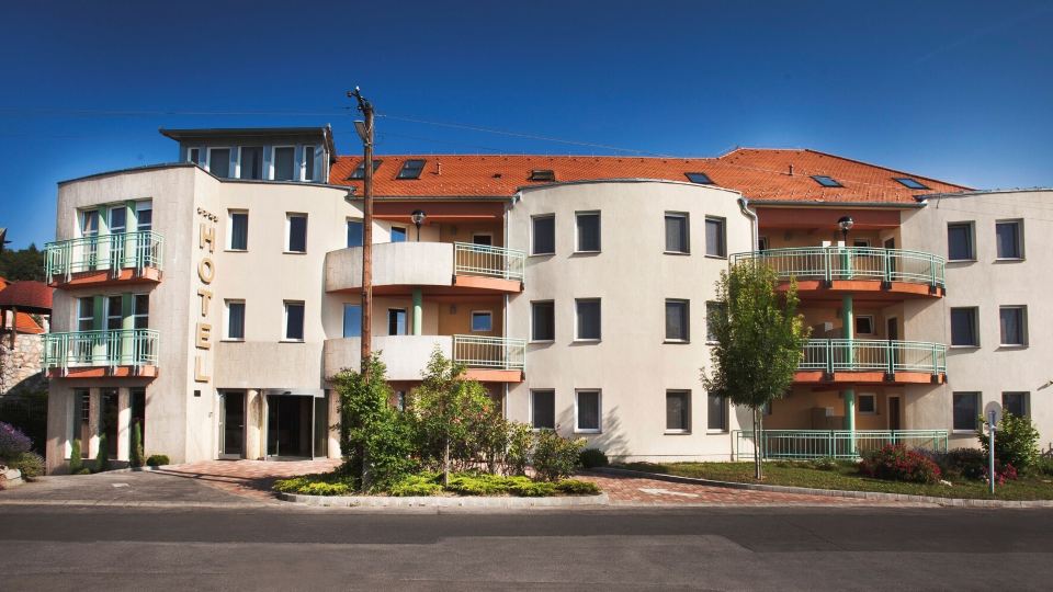 Hotel Makar Sport & Wellness