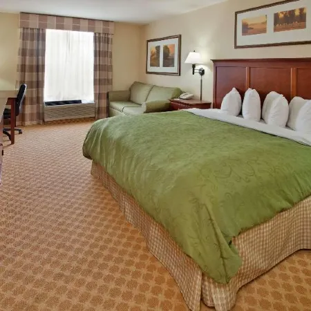 Country Inn & Suites by Radisson, Birch Run-Frankenmuth, MI